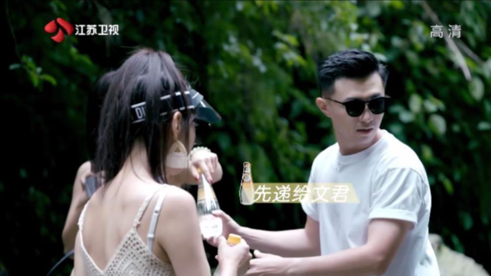 消除彩色点